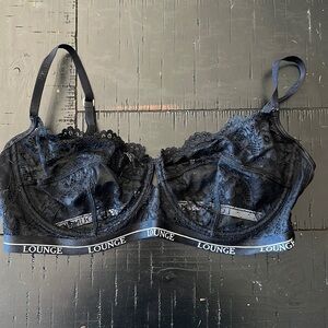 Black lace 38e lounge bra